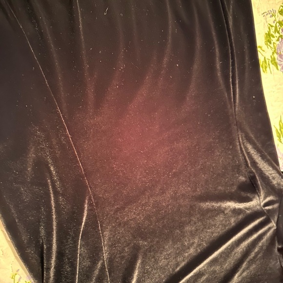 LANDS END VELOUR STYLE DRESS - Picture 8 of 8